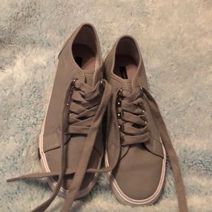 Tommy Hilfiger sneakers